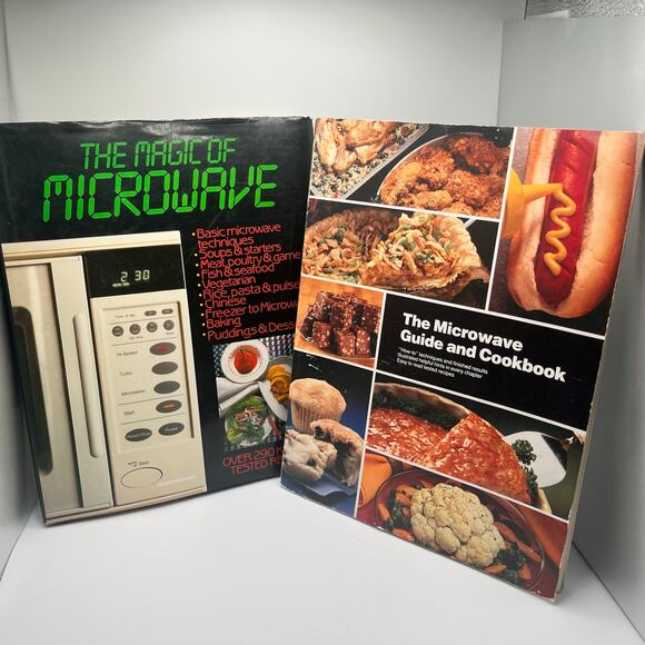 Vintage lot of Microwave cookbooks, 1980's retro cookbook, novelty gift - Picture 1 of 16